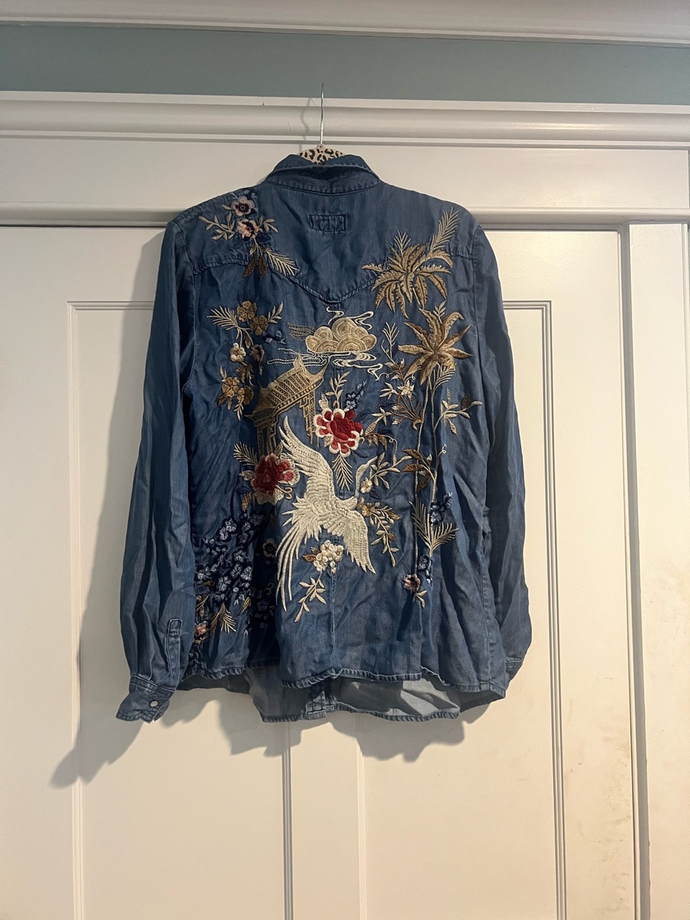 Johnny Was Palmyra Denim shirt - Sz L - NWT - Picture 2 of 9